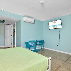 Two-Bedroom King Suite